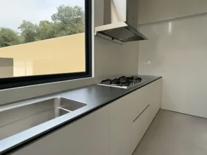 metal-kitchen-decor-trends