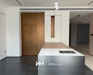 Rivestimento ornamentale in acciaio inox trattato con agenti atmosferici