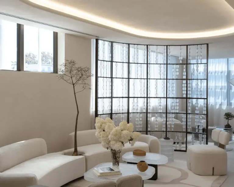 Custom Bent Crystal Glass Space Divider banner