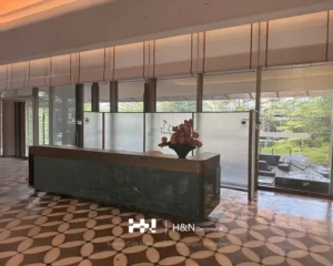 Nano Textured Tempered Glass Divider